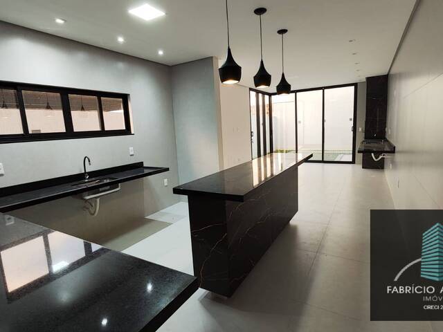 Casa para Venda em Vitória da Conquista - 5